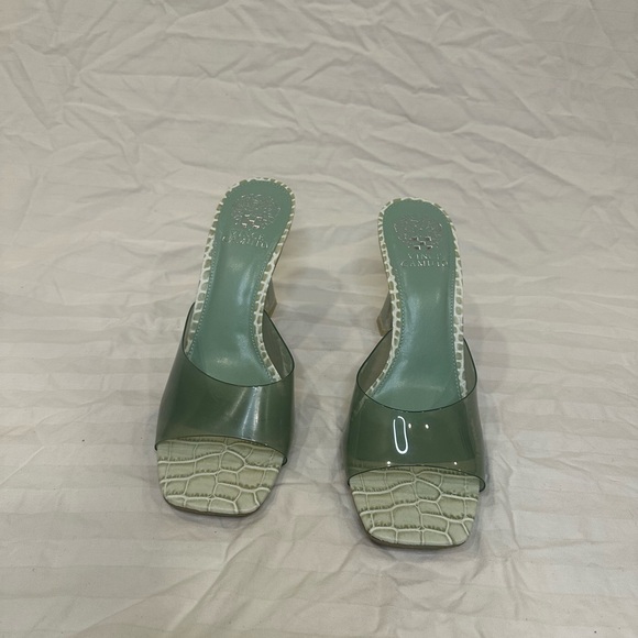 Vince Camuto Green Mules with Croc Texture - Picture 1 of 4